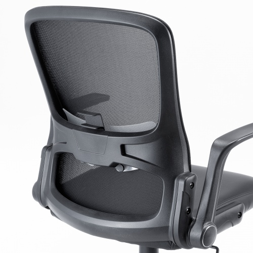 メッシュチェア（ひじはね上げ・高さ調節可能ランバーサポート付・座面ビニールレザー・ロッキング・背座一体型ロッキング・キャスター付・ブラック）