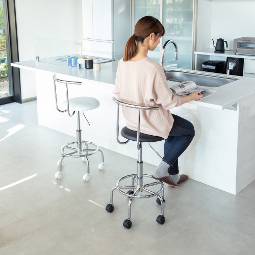 カウンターチェア（キャスター・昇降式・背もたれ付き・ハイタイプ・スツール・クッション・ホワイト）
