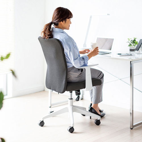 肘付きファブリックチェア（グレー）