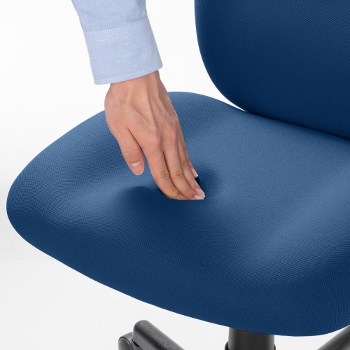 オフィスチェア（事務椅子・ロッキング・防汚生地・キャスター付・ネイビー）