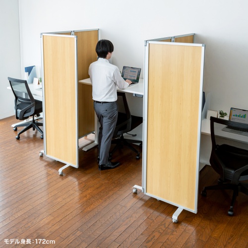 3連結パーティション（幅180cm・高さ180cm・木目タイプ・間仕切り・目隠し・ミーティング・会議室・キャスター）
