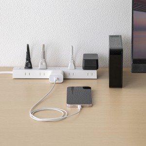 電源タップ（2Pプラグ・10個口・強力ネオジムマグネット・シャッター付き・ACアダプタ対応・1m）