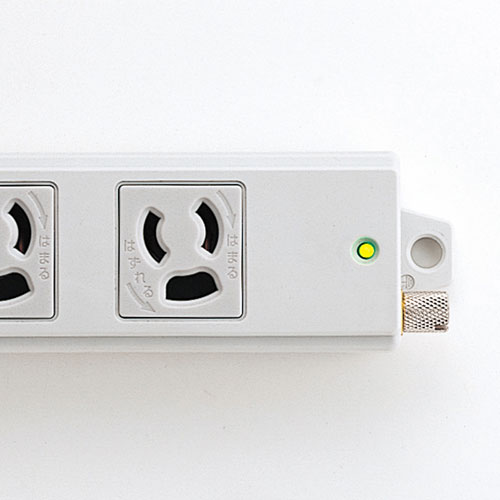 3P・4個口・3P→2P変換プラグ3mコード・抜け止め TAP-5431N サンワサプライ