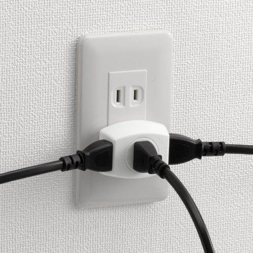電源タップ（トリプルタップ・3個口・ホワイト・火災予防・消火シート内蔵・絶縁キャップ付きプラグ）