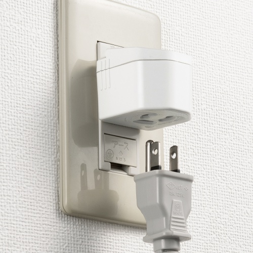 電源アダプター（3P・2P変換・温度ヒューズ内蔵・抜け止め式）