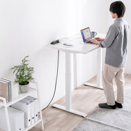 電源タップ（USB充電・AC4個口・USB PD65W対応・USB-A搭載・一括集中スイッチ・2m・クランプ固定・ブラック）