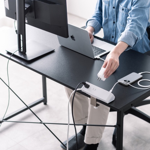 電源タップ（USB充電・AC4個口・USB PD65W対応・USB-A搭載・一括集中スイッチ・2m・クランプ固定・ホワイト）