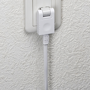 2P・9個口・集中スイッチ・2Pスイングプラグ2mコード・左右と上から差し込める電源便利タップ（ホワイト） TAP-B40W サンワサプライ