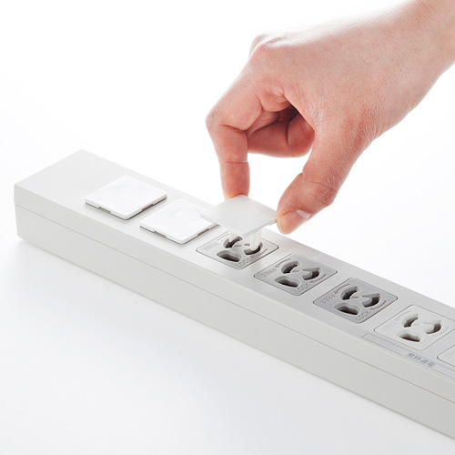 コンセントキャップ （3P用・100個・ホワイト） TAP-CAP3P100L サンワサプライ