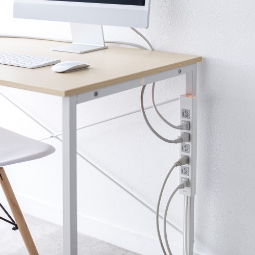 電源タップ（7個口・3m・雷ガード・マグネット・3P・シャッター付・一括連動集中スイッチ付・絶縁キャップ付・2Pスイングプラグ）