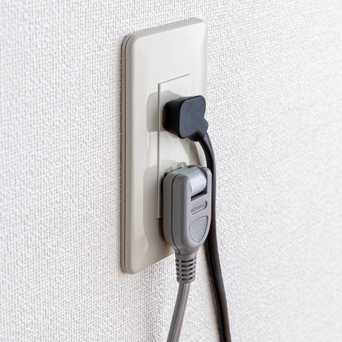 【アウトレット】巻き取りコード式モバイルタップ（AC2個口・C×2・USB-A×1・PD65W・0.8m）
