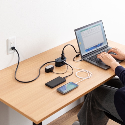 【アウトレット】巻き取りコード式モバイルタップ（AC2個口・C×2・USB-A×1・PD65W・0.8m）