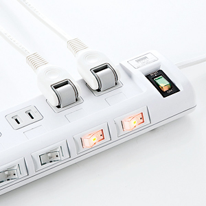 【訳あり 在庫処分】【サンワサプライ】2P・5個口・2PL型2mコード・電力メーター・個別スイッチ・一括スイッチ付き省エネタップ TAP-S6