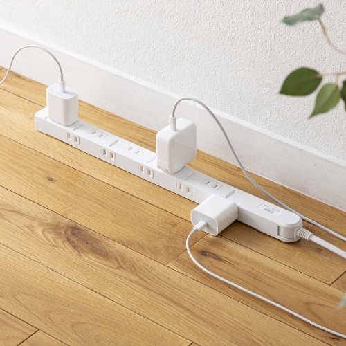 スリムタップ（2P・11個口・コードの向き変更・強力マグネット・シャッター・フック付き・1m・ホワイト）