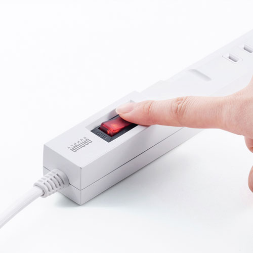 タップ（スリム・2P・8個口・3m・マグネットつき・ホワイト）