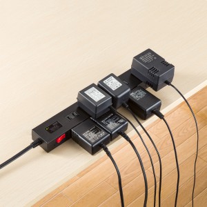 雷ガードタップ（10個口・1m・ブラック） TAP-SP2110N-1BK サンワサプライ