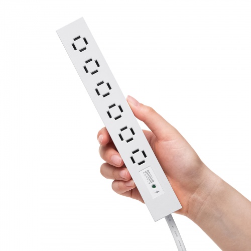 電源タップ（スリムタップ・AC6口・縦横差し込み・車輪差し・雷ガード・マグネット・2m・ACアダプタ対応・シンプルデザイン・マット調・スイングプラグ・ホワイト）