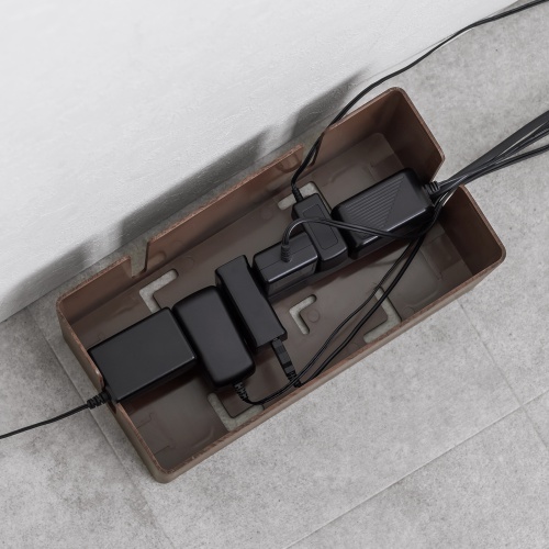 電源タップ（スリムタップ・AC8口・縦横差し込み・車輪差し・雷ガード・マグネット・2m・ACアダプタ対応・シンプルデザイン・マット調・スイングプラグ・ブラック）