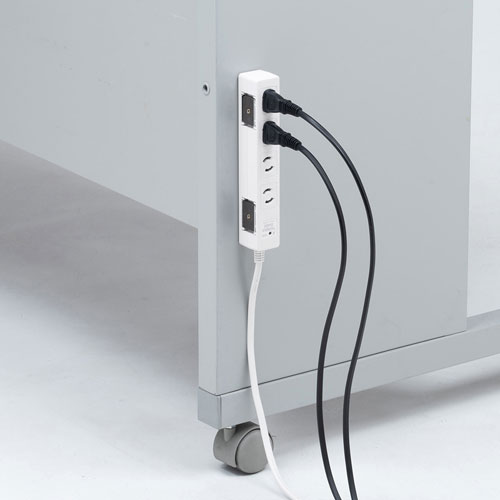 タップ（雷ガード・2P・4個口・3m・抜け止め・マグネット・ホワイト）