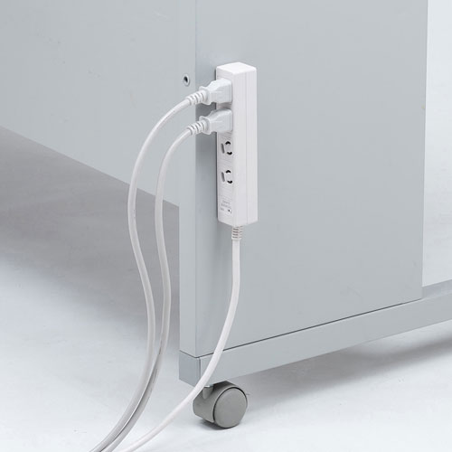 【アウトレット･訳あり・セール】タップ（3P・4個口・3m・マグネット・雷ガード・抜け止め）