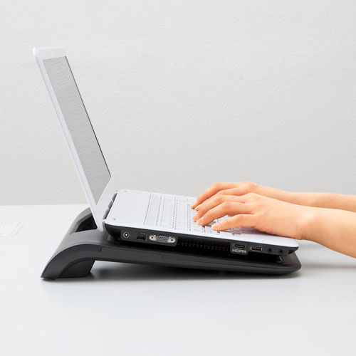 クーラーパッド（ノートPC用・ターボ機能付き・17.3インチ対応・2ファン・USB給電・風量調節・2段階角度調節） TK-CLN19UN