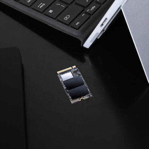 SSD（M.2・2TB・NVMe・PCIe・Gen4×4・Type 2242・内蔵・Read