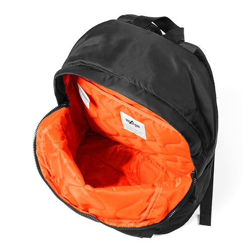 リュック（バックパック・軽量・ビジネス・通勤・通学・容量19リットル