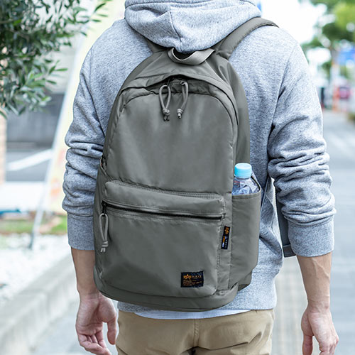 ele ven ty イレブンティ リュック スエード Eleventy（イレブンティ）バッグ - FARFETCH