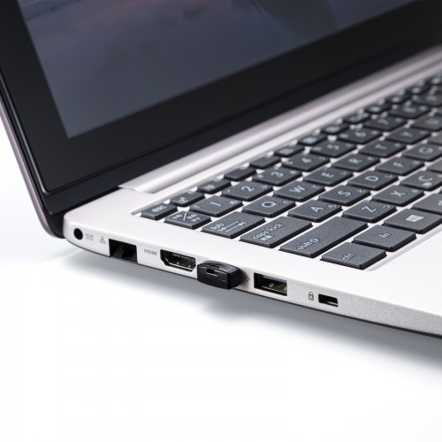 超小型USB2.0 USBメモリ（16GB・キャップ式・ブラック）