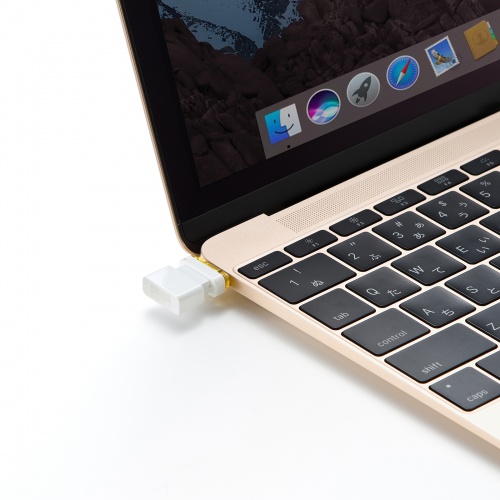 USB Type-C メモリ（16GB）