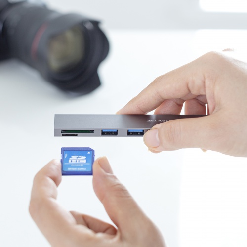 USBハブ（薄型・3ポート・スリムハブ・カードリーダー付・USB A接続） USB-3HC320MS サンワサプライ