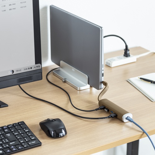 ドッキングステーション（USB・タイプCハブ・HDMI・LAN付・4K・30Hz・PD100W対応・抗菌・シリコン・耐衝撃・モバイル・カーキ） USB-3TCHLP10K サンワサプライ