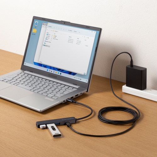 USB Type-C ハブ（4ポート・USB A×3・Type-C×1・PD100W対応・最大90W給電・USB 5Gbps・薄型・コンパクト・ケーブル一体型・ブラック）