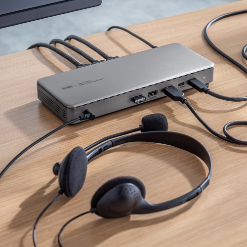 ドッキングステーション（3画面・4K/60Hz・Mac/Win対応・USB-C接続・HDMI×3 DP×2・据え置き型・11-in-1・シルバー）