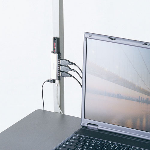 【アウトレット･訳あり・セール】USB2.0ハブ（4ポート・ACアダプタ付・磁石付き・シルバー）