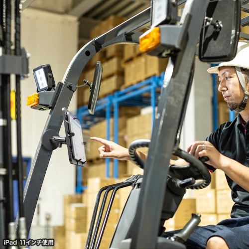 タブレットホルダー（マグネットホルダー・壁面取り付け・角度調整・360°回転ホルダー・ショートアーム・9.7～13インチ・タブレット）