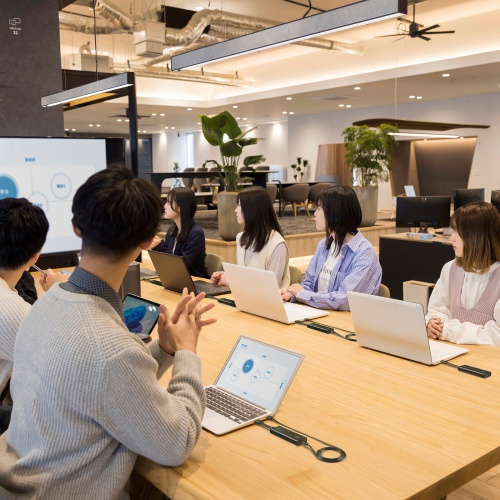 ワイヤレスHDMI 無線 送受信機セット（エクステンダー・4K・タイプC・送信機2台・収納ボックス付属・最大15m・HDMI延長器・コンパクトサイズ・設定不要・ドライバ不要）